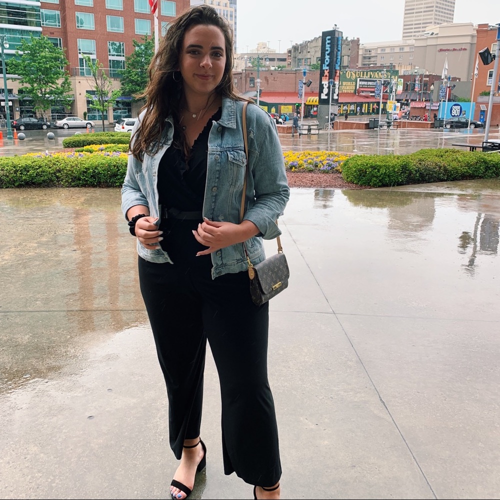 Meet your Posher, Jessica